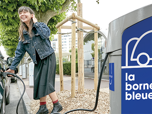 La borne bleue : votre service de recharge électrique avec le SIPPEREC